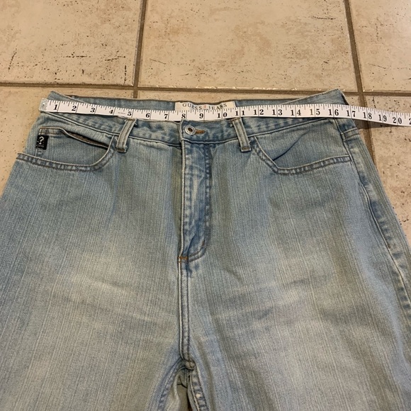 VINTAGE GUESS JEANS 050 Classic Fit Narrow Leg W34 Light Wash High Rise 90s - Picture 4 of 7